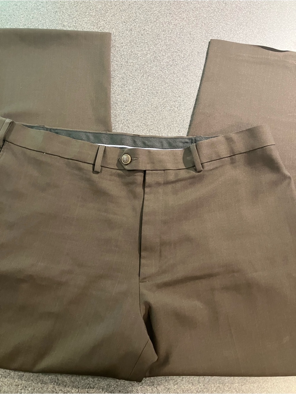 Haggar Classic Fit Brown Dress Pants